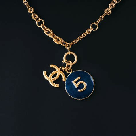 collier 5 chanel